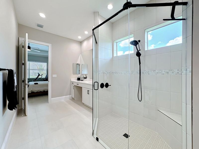 9244 SW Pinnacle Primary Bath 3 9244 SW Pinnacle Primary Bath 3