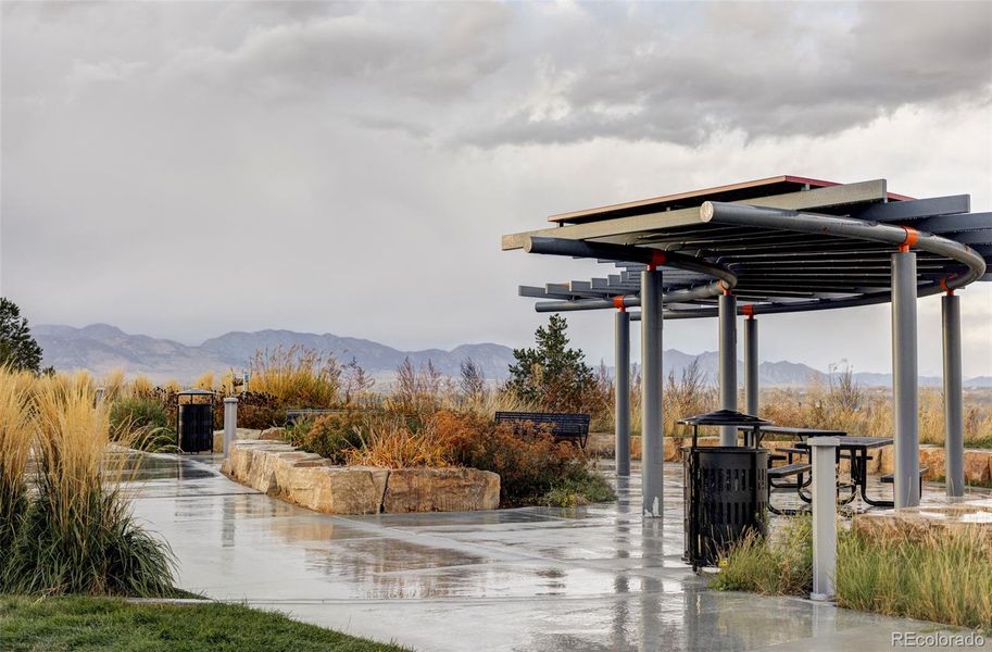 Community amenities in , Arvada (Image 27).