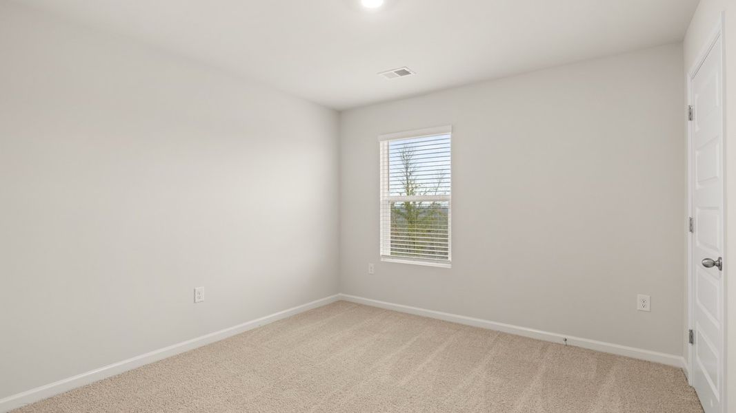 Spacious, unfurnished interior of a new home in Captain's Corner, Grovetown (Image 22).