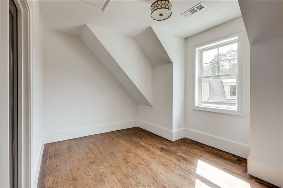 Spacious, unfurnished interior of a new home in , Athens (Image 70).