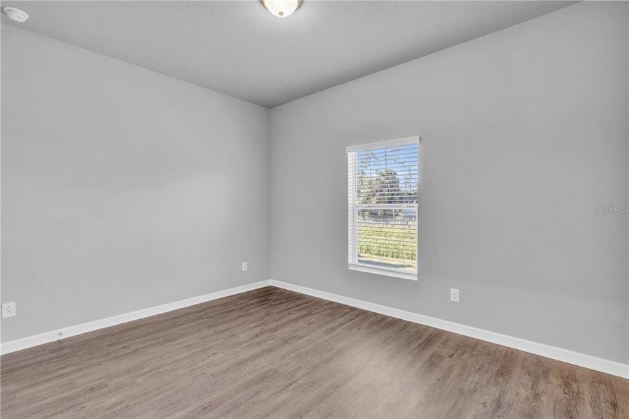 Spacious, unfurnished interior of a new home in , Port Charlotte (Image 20).