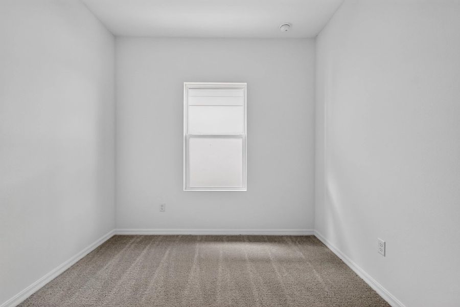 Spacious, unfurnished interior of a new home in Catamaran Cove, Rockledge (Image 16).