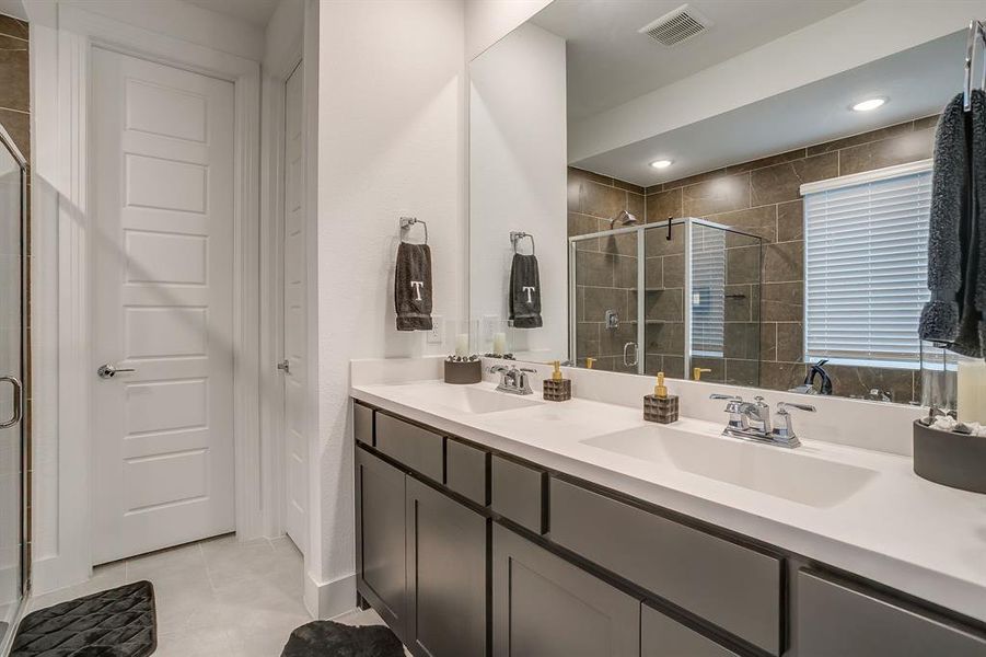 Furnished interior view inside a new home in Karis, Crowley (Image 24).