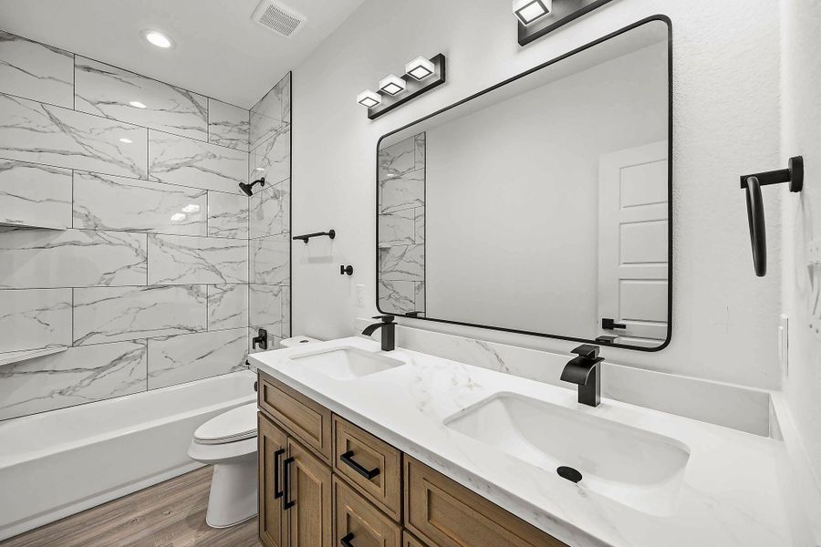 Furnished interior view inside a new home in , Houston (Image 10).