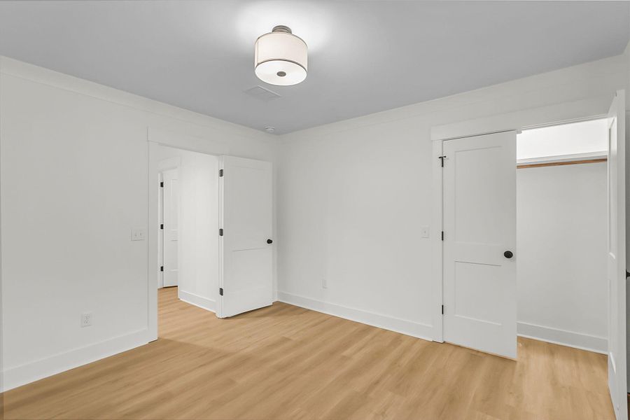 Spacious, unfurnished interior of a new home in , Charleston (Image 37).