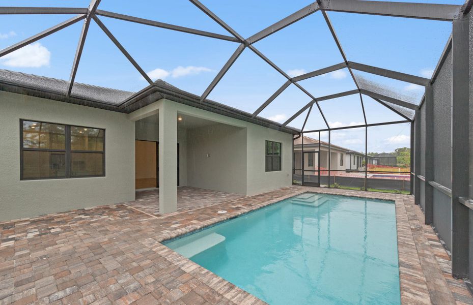 Photos are of the home for sale Photos are of the home for sale