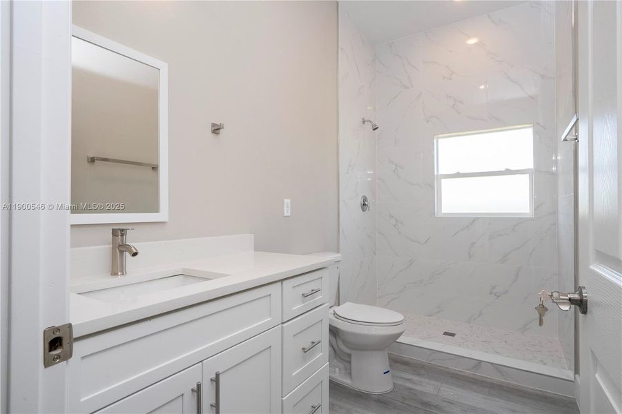 Furnished interior view inside a new home in , Sebring (Image 6).