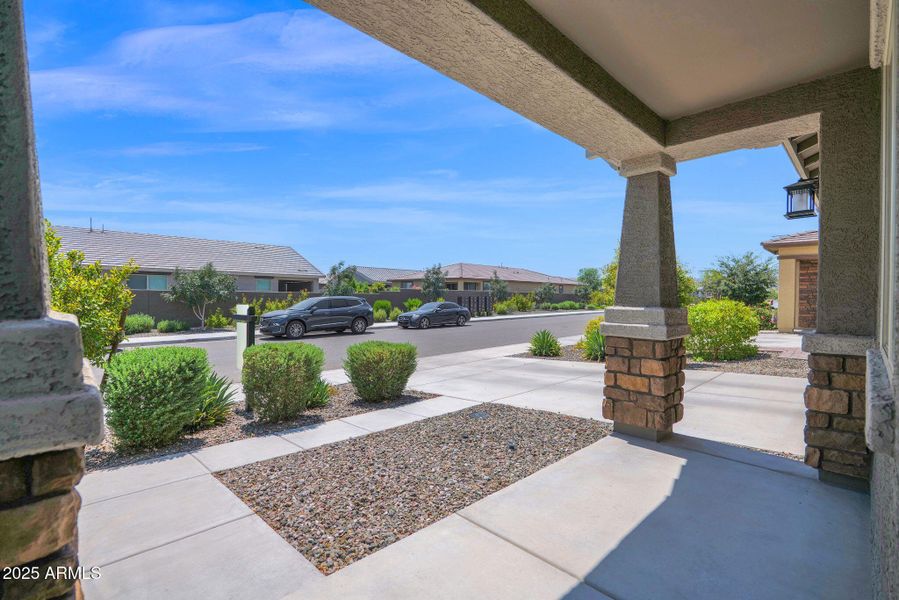 5-web-or-mls-P1279916 5-web-or-mls-P1279916