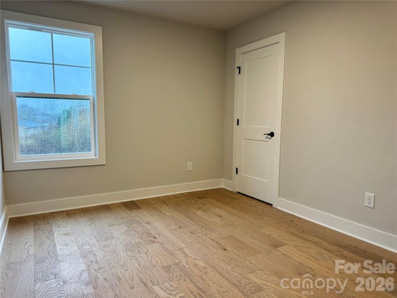 Spacious, unfurnished interior of a new home in , Denver (Image 15).