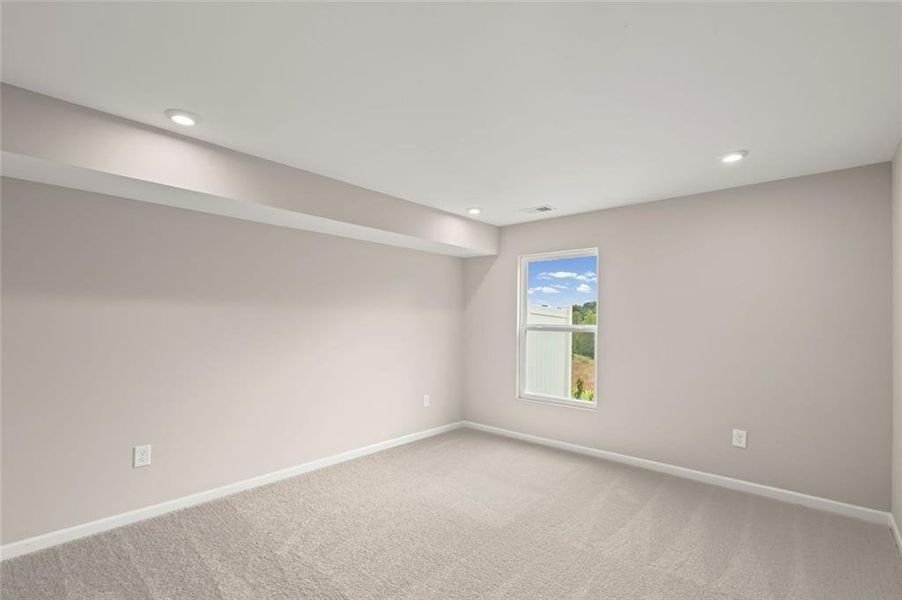 Spacious, unfurnished interior of a new home in Villas at Gold Creek, Dawsonville (Image 39).