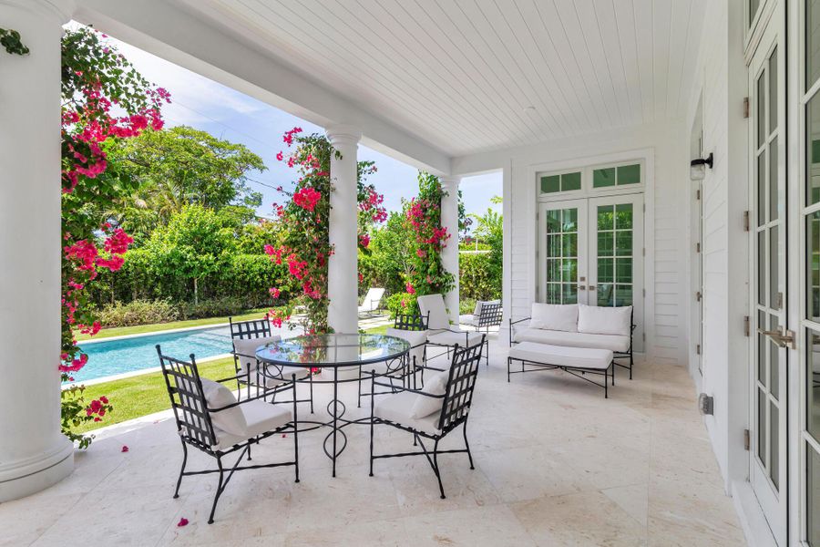 Spacious, unfurnished interior of a new home in , West Palm Beach (Image 37). Spacious, unfurnished interior of a new home in , West Palm Beach (Image 37).