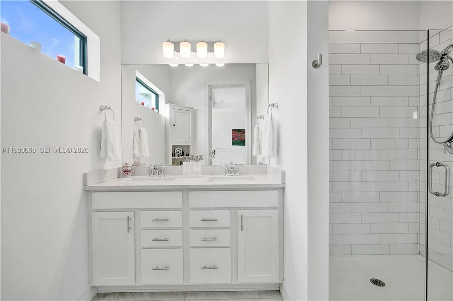 Furnished interior view inside a new home in , Plantation (Image 42).