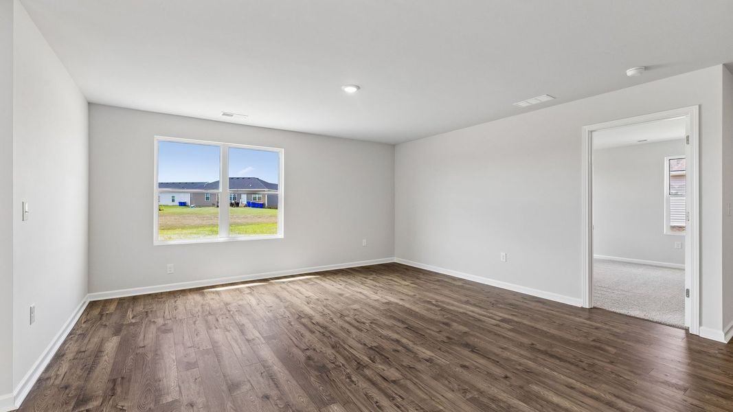 Representative unfurnished interior of a home built from the Kerry by D.R. Horton in Paddington Place, Baxter (Image 23). Representative unfurnished interior of a home built from the Kerry by D.R. Horton in Paddington Place, Baxter (Image 23).