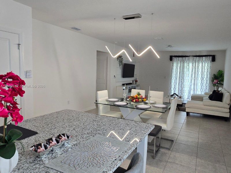 Furnished interior view inside a new home in Hammock Reserve, Haines City (Image 42).