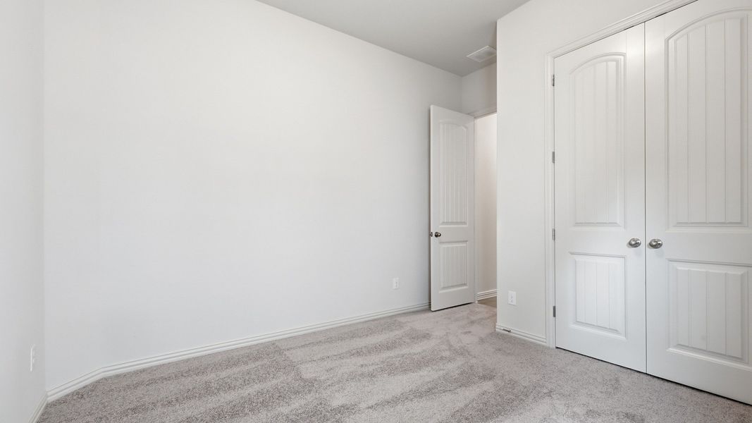Furnished interior view inside a new home in Thompson Farms, Van Alstyne (Image 14).