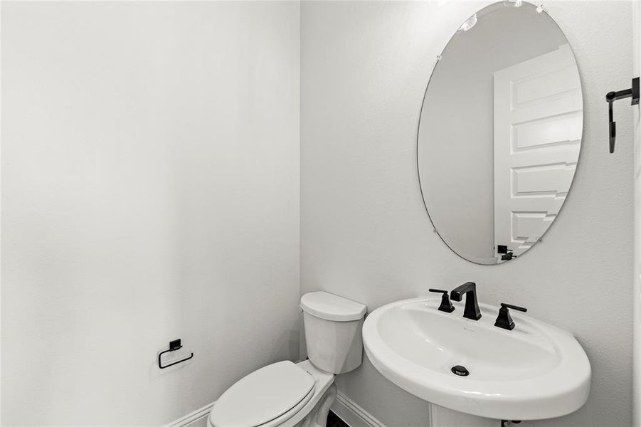 12. 551 Baker - Powder 12. 551 Baker - Powder