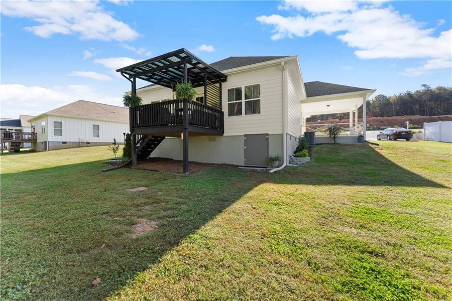 Exterior details and patio area of a home in , Cleveland (Image 21).