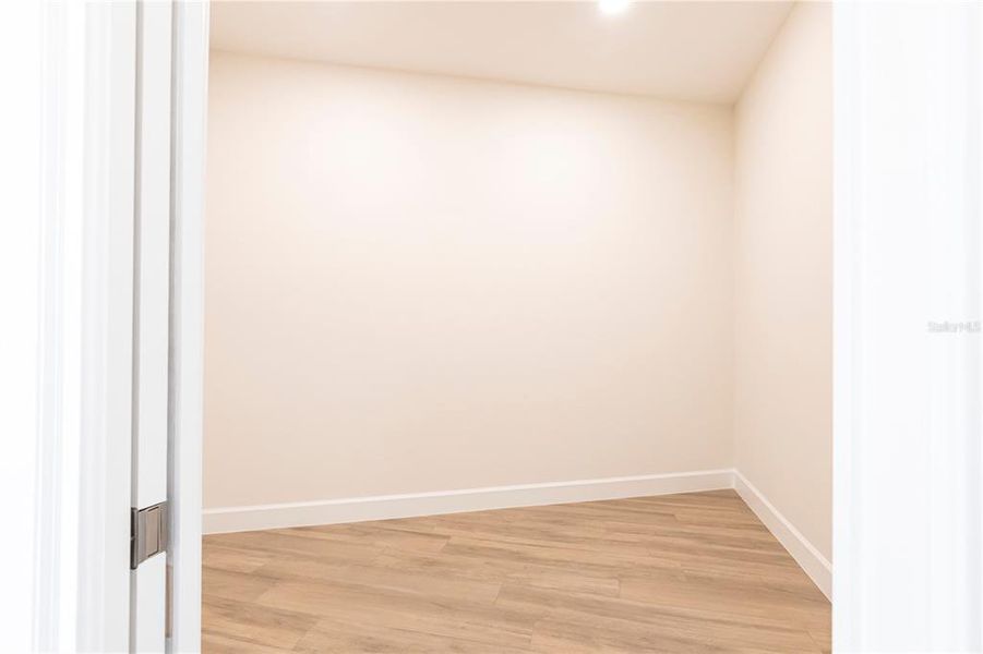 Spacious, unfurnished interior of a new home in , Port Charlotte (Image 25).