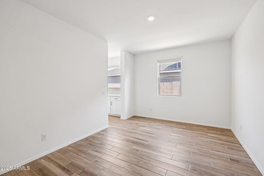 5-web-or-mls-W Cansados Rd-S2408-005