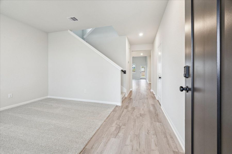Spacious, unfurnished interior of a new home in Elyson, Katy (Image 16). Spacious, unfurnished interior of a new home in Elyson, Katy (Image 16).