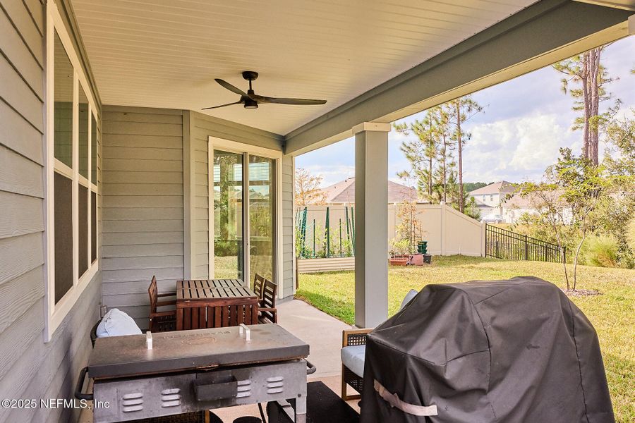 Exterior details and patio area of a home in , Jacksonville (Image 23).