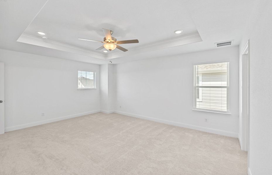 Spacious, unfurnished interior of a new home in Patterson Ranch, Georgetown (Image 40).