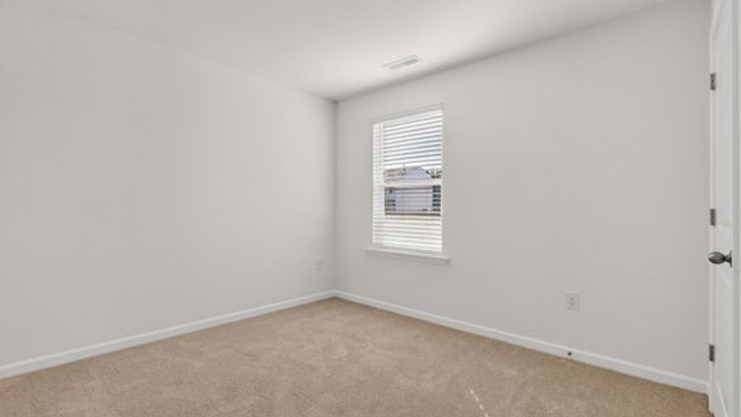 Spacious, unfurnished interior of a new home in Laurel Oaks, Sanford (Image 22).