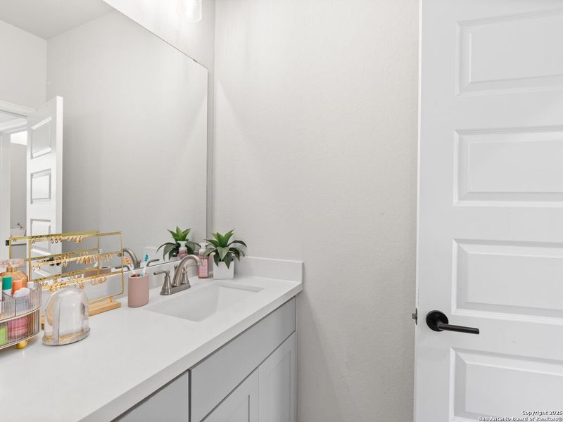 Furnished interior view inside a new home in Balcones Creek 70', Boerne (Image 9). Furnished interior view inside a new home in Balcones Creek 70', Boerne (Image 9).