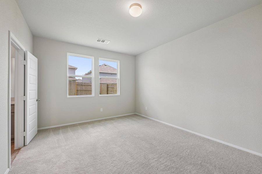 Spacious, unfurnished interior of a new home in Edgebrooke, Pflugerville (Image 21). Spacious, unfurnished interior of a new home in Edgebrooke, Pflugerville (Image 21).