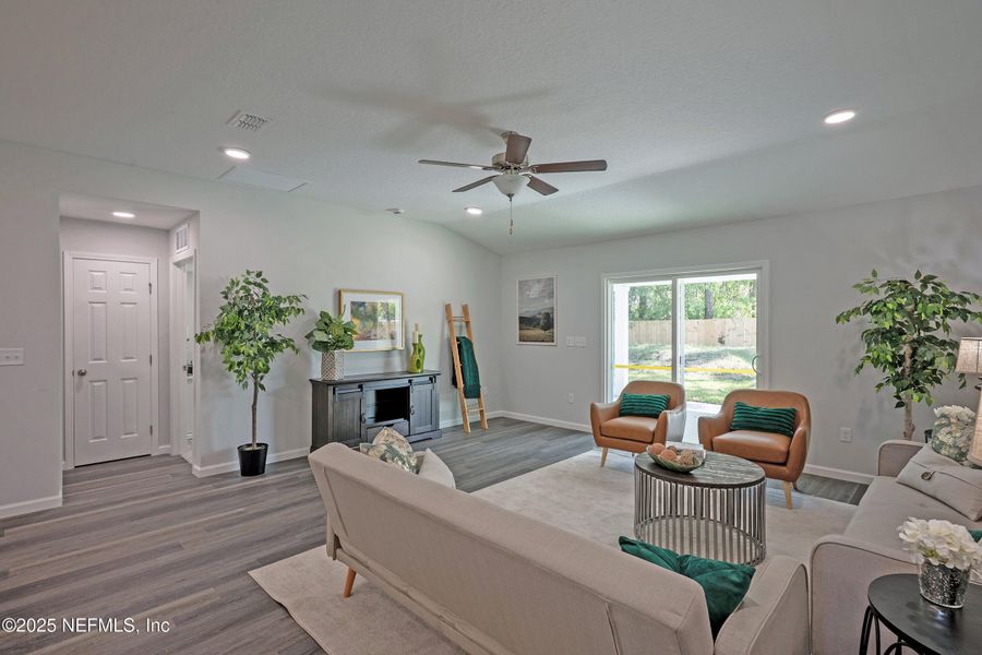 Furnished interior view inside a new home in , Jacksonville (Image 15).
