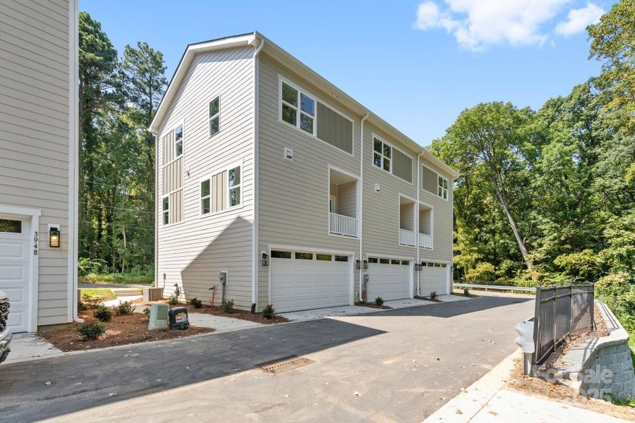 Exterior details and patio area of a home in , Charlotte (Image 3).