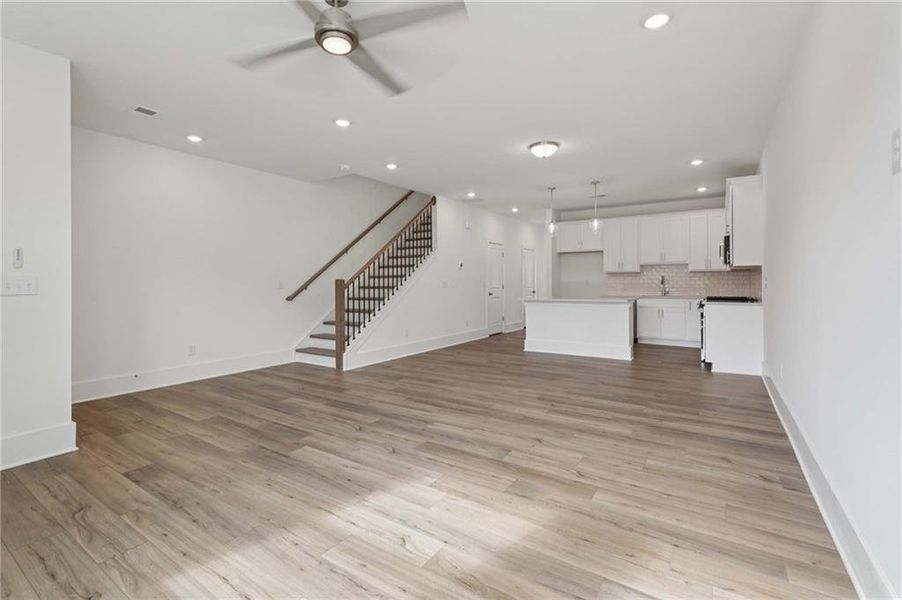 Spacious, unfurnished interior of a new home in Park Vue, Atlanta (Image 22).