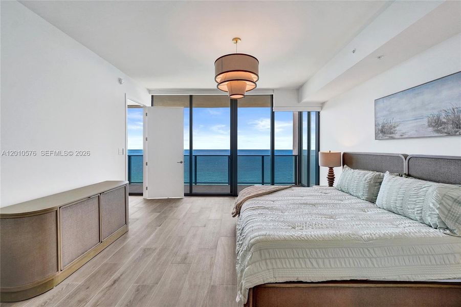 Furnished interior view inside a new home in , Pompano Beach (Image 47).