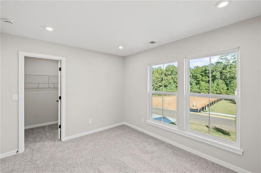 Spacious, unfurnished interior of a new home in Pickens Bluff, Hiram (Image 15).