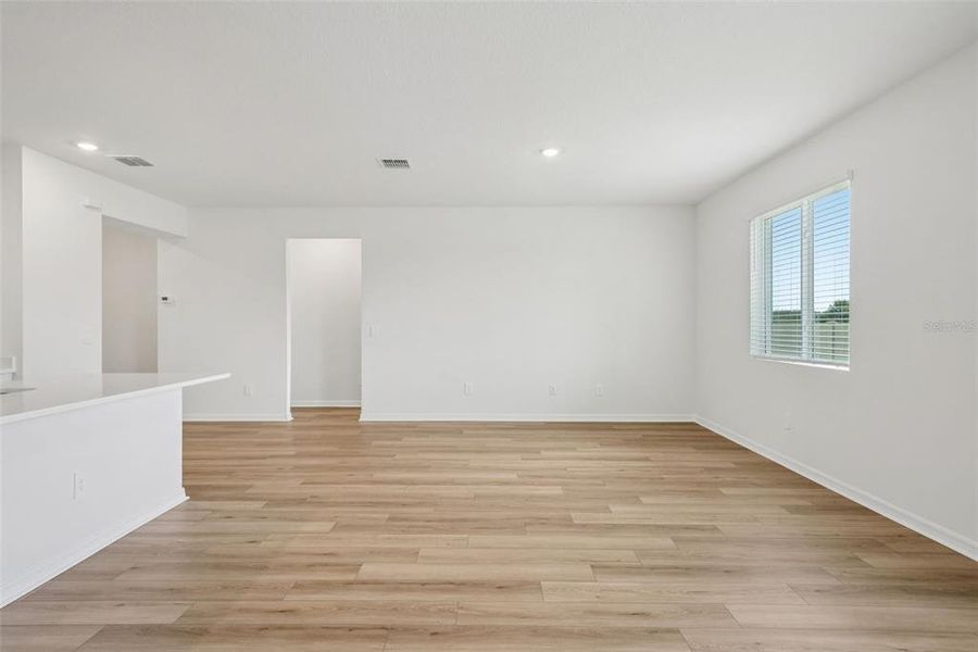 Spacious, unfurnished interior of a new home in Two Rivers - Classic Series, Zephyrhills (Image 23).