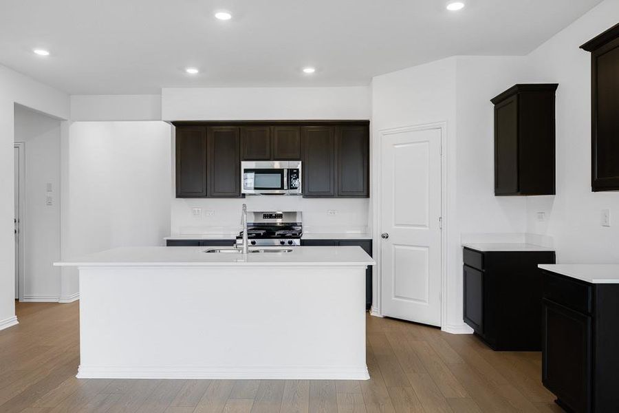 2147 Tule Way ~ Ready Now! 2147 Tule Way ~ Ready Now!