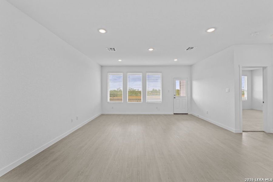 Spacious, unfurnished interior of a new home in Espada, San Antonio (Image 14). Spacious, unfurnished interior of a new home in Espada, San Antonio (Image 14).