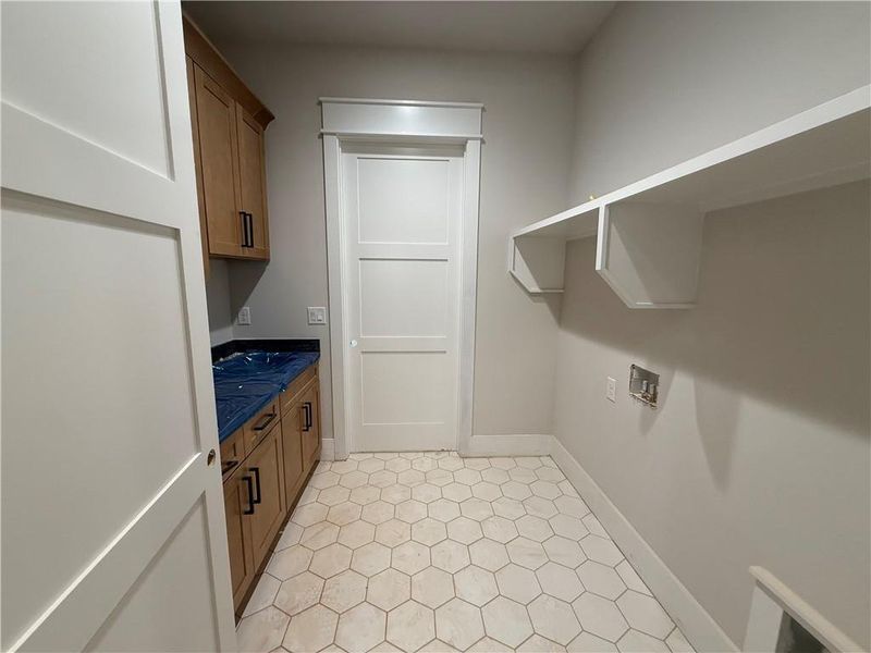 Image 70 of a home in .