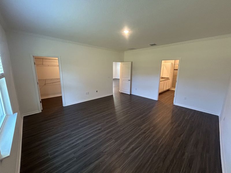Spacious, unfurnished interior of a new home in Brookshire Green, Kingsland (Image 12).