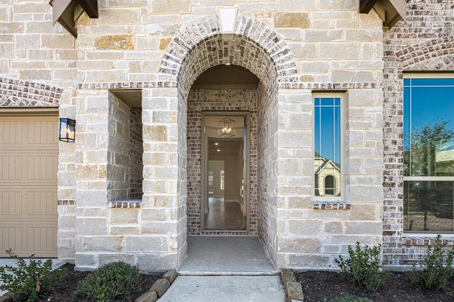 Exterior details and patio area of a home in Somerset Classic 70s & 80s, Mansfield (Image 19). Exterior details and patio area of a home in Somerset Classic 70s & 80s, Mansfield (Image 19).