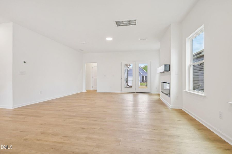 13-web-or-mls-2836 Quarry Rd-013