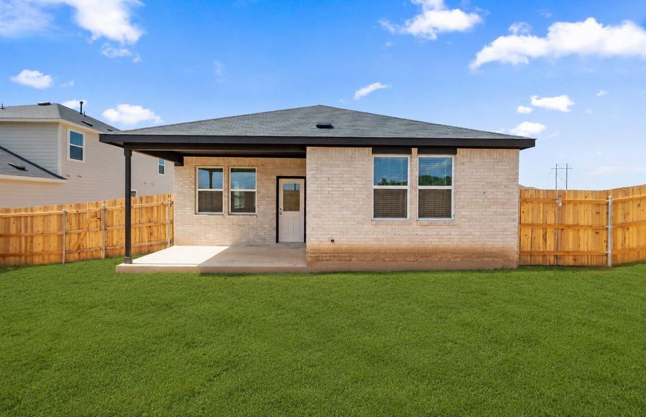 Exterior details and patio area of a home in Sunfield, Buda (Image 3).