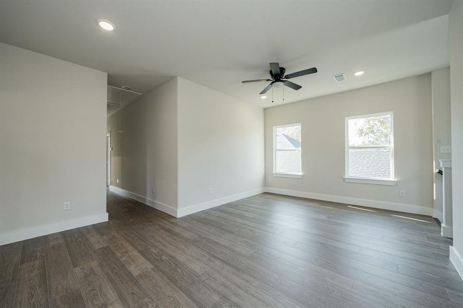 Spacious, unfurnished interior of a new home in , Terrell (Image 19). Spacious, unfurnished interior of a new home in , Terrell (Image 19).