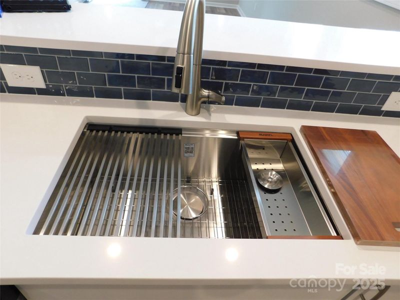 Image 43 of a home in .