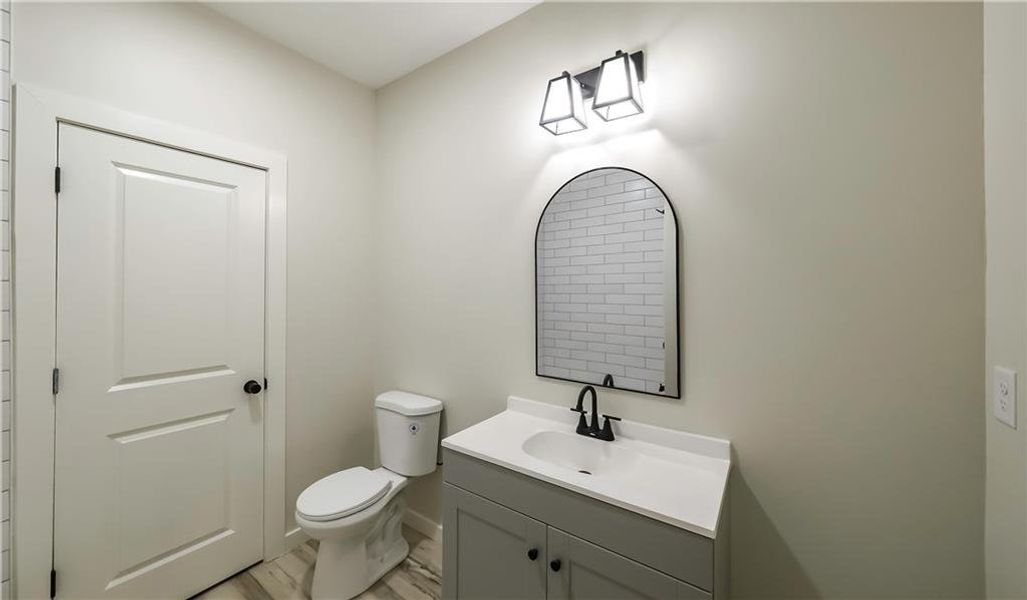 Furnished interior view inside a new home in , Carrollton (Image 7).