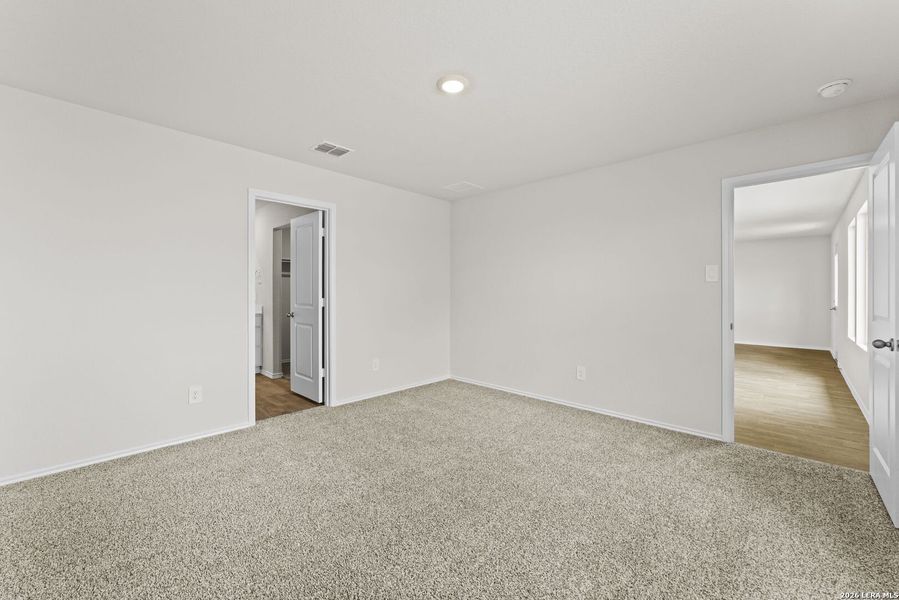 Spacious, unfurnished interior of a new home in Swenson Heights, Seguin (Image 10). Spacious, unfurnished interior of a new home in Swenson Heights, Seguin (Image 10).