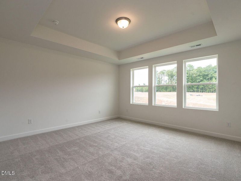 023-1280x960-primary-bedroom