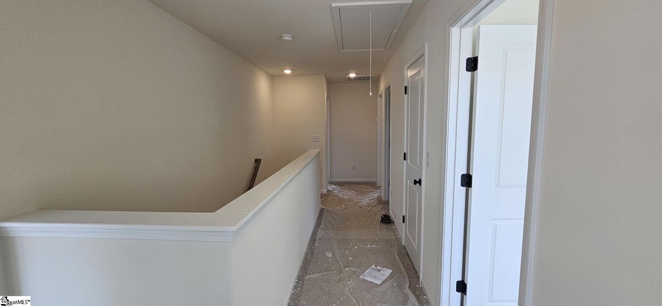 Image 25 of a home in Sedona.