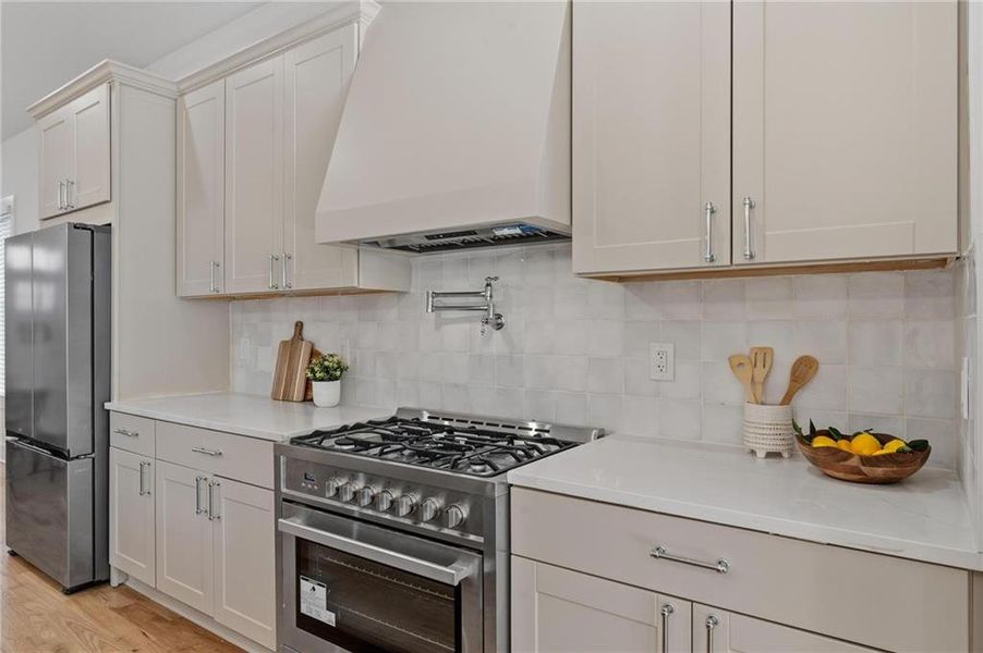 Furnished interior view inside a new home in , Atlanta (Image 10).