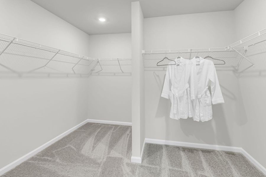 Spacious, unfurnished interior of a new home in Wildcat Chase, Summerville (Image 40).